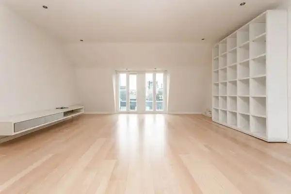 94m2 apartment to rent for 1961€/month in Wycker Grachtstraat, Maastricht