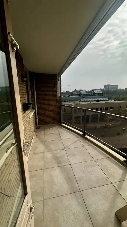 75m2 apartment to rent for 1600€/month in Aristide Briandring, Vlaardingen