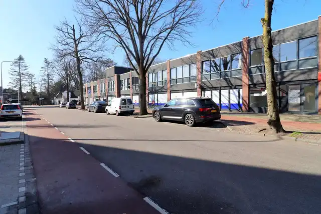55m2 apartment to rent for 1058€/month in Bergweg 25, Zeist